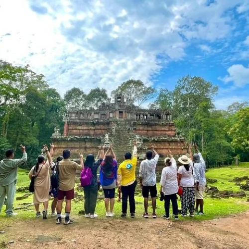 Cambodia at Glance Tours 5 Days 4 Night