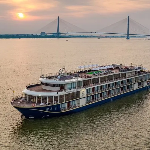 Mekong Cruise: Saigon to Siem Reap 8 Days 7 Nights